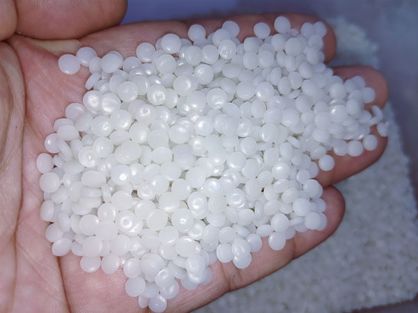 马鞍山中空吹膜HDPE再生颗粒